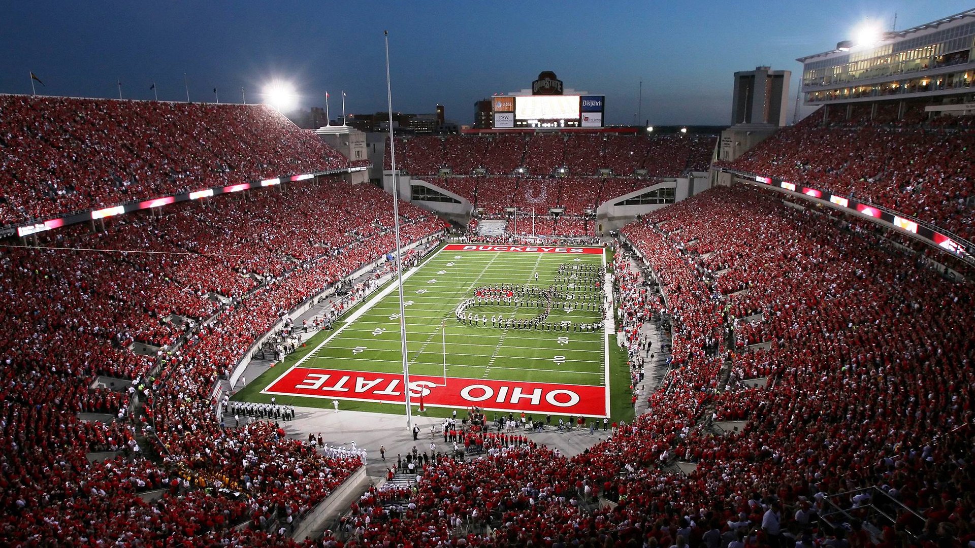 篮球直播账号内容多样化教育娱乐兼顾扩大传播受众,篮球网络直播平台